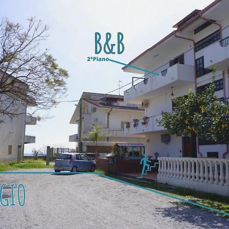 B&B A Due Passi Dal Mare Marina di Caulonia Exterior foto